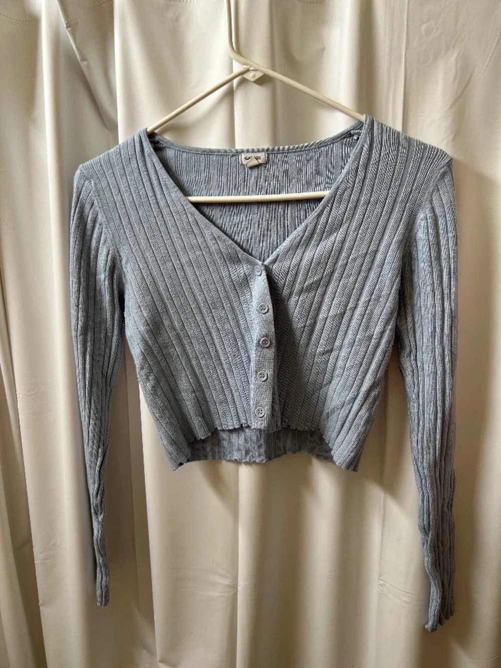 Garage Light Gray Ribbed V-Neck Cropped Button Cardigan